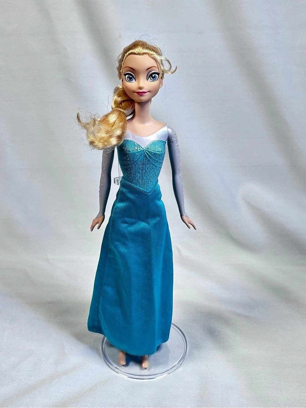 Disney Classic Collection Elsa Doll